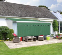 2.5m Dropdown Plain Green Valance (1m Drop)