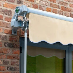 3.0m Budget Manual Awning, Ivory -Primrose Budget Ivory sml 1 91fbaa1a d554 4249 b55d 5c11ccafa9ef
