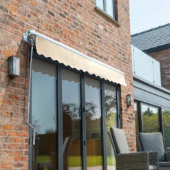 3.0m Budget Manual Awning, Ivory -Primrose Budget Ivory sml 4 18f70178 a49e 402a 9f39 f2c941141c9a