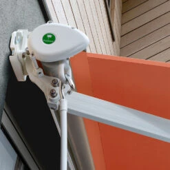 4.5m Half Cassette Electric Awning, Terracotta -Primrose Half 20Casette 20White terracotta 2 c216cedb 3942 463e ac3e c5de6e64e79e
