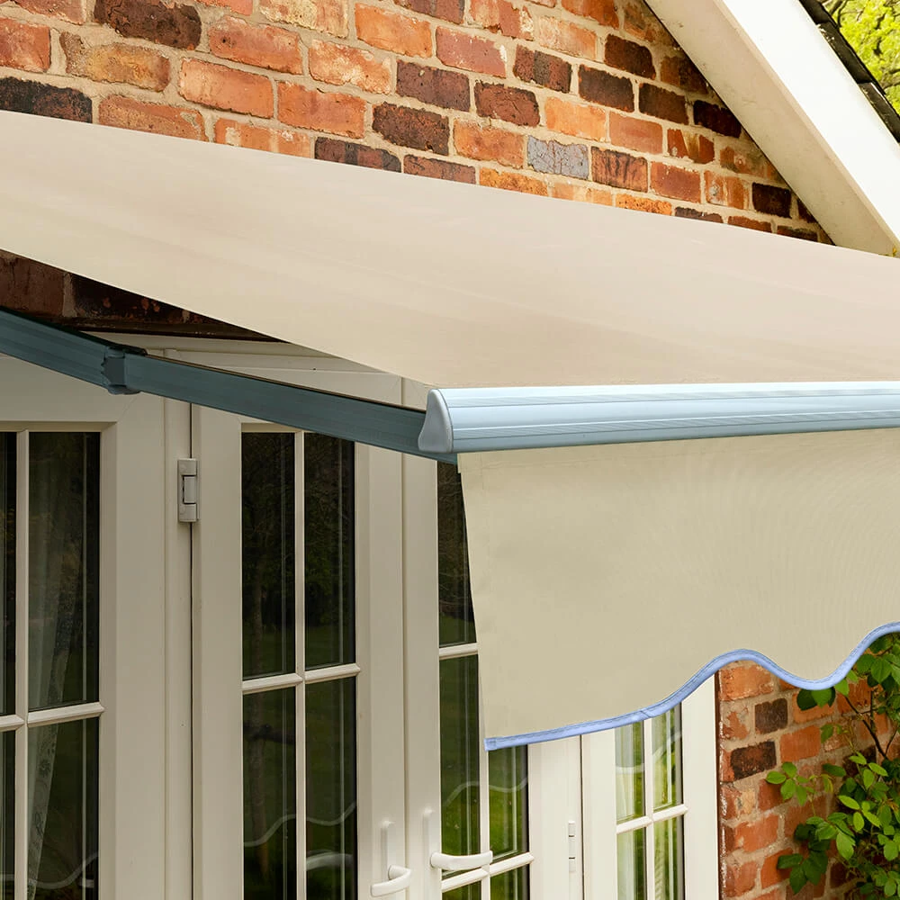 2.0m Standard Manual Awning, Ivory 6 2.0m Standard Manual Awning, Ivory - Image 4