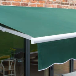 2.5m Budget Wireless Electric Awning, Plain Green -Primrose awn budget wireless plaingreen 5