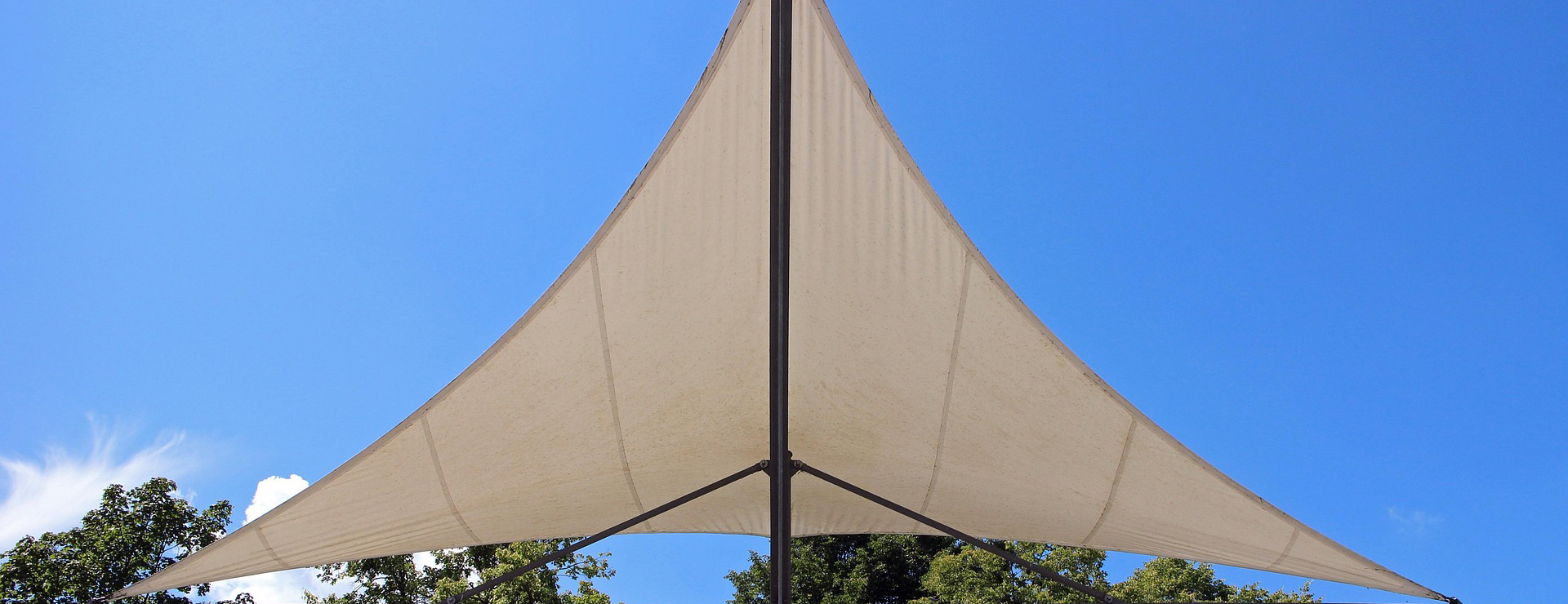 Front Page 3 Front Page -Primrose roof 414259 1920